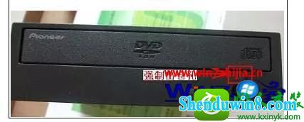 win10系统电脑主机cd盘打不开的解决方法