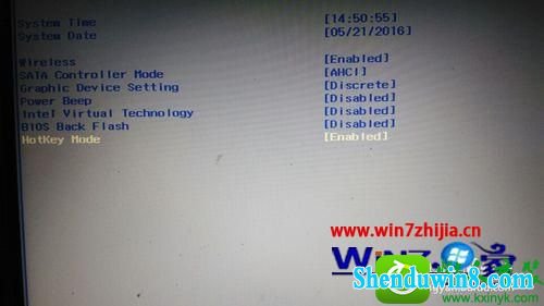 win8.1ϵͳħ԰F1޷ѡԼӢ۵Ľ